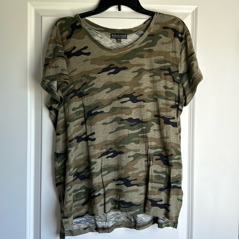 Large camo t-shirt